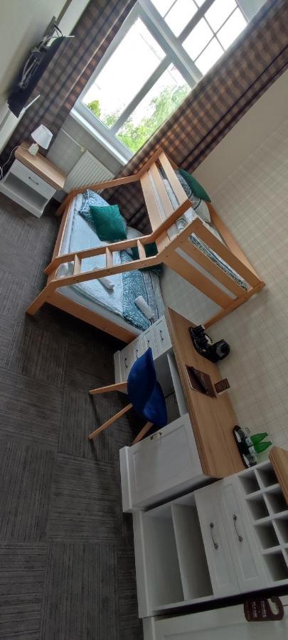 Hostel Night O'Clock Opole Bagian luar foto